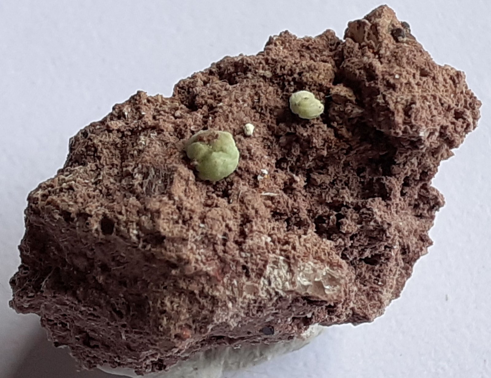 Kolbeckite
2 x 1 cm
(Autor: Volkmar Stingl)