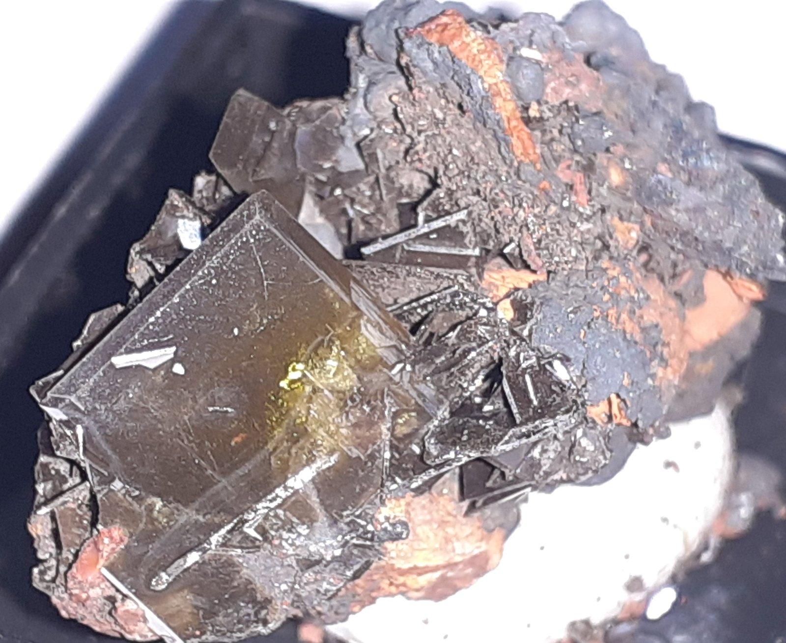 Wulfenite
2,2 x 1,5 cm
(Autor: Volkmar Stingl)