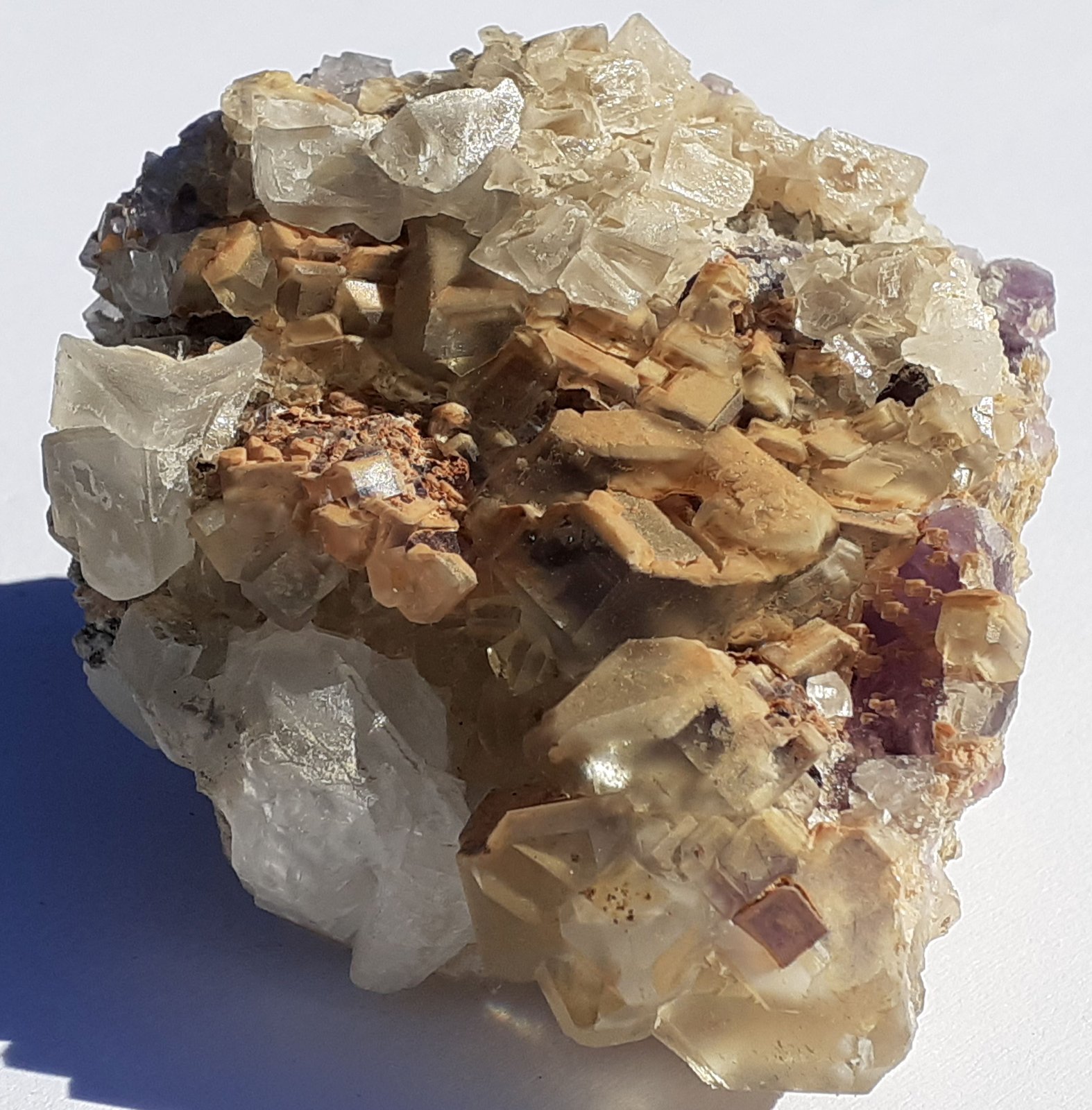 Fluorite, Calcite
6 x 5,5 cm
(Autor: Volkmar Stingl)