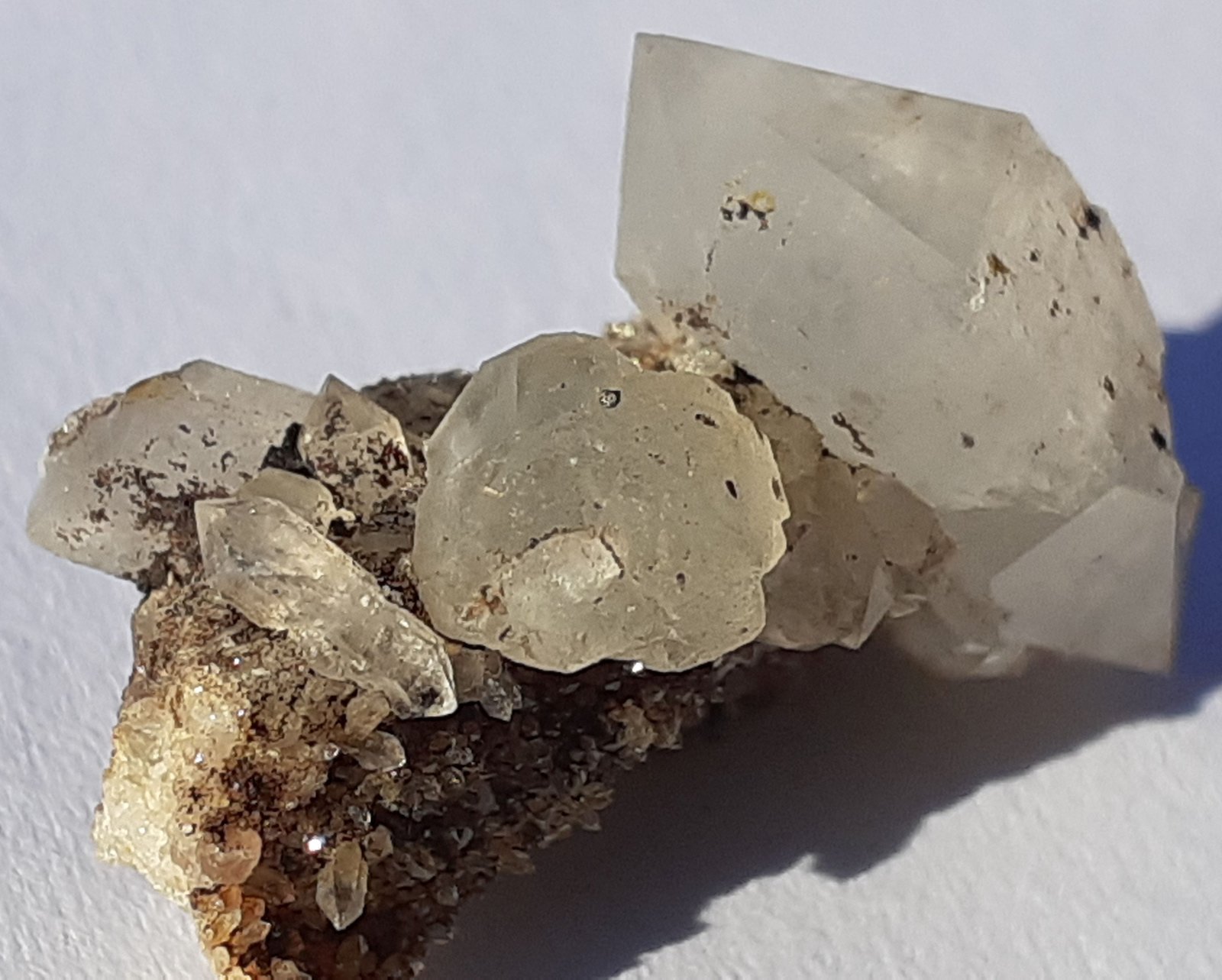 Quartz, Fluorite
2 x 1 cm
(Autor: Volkmar Stingl)