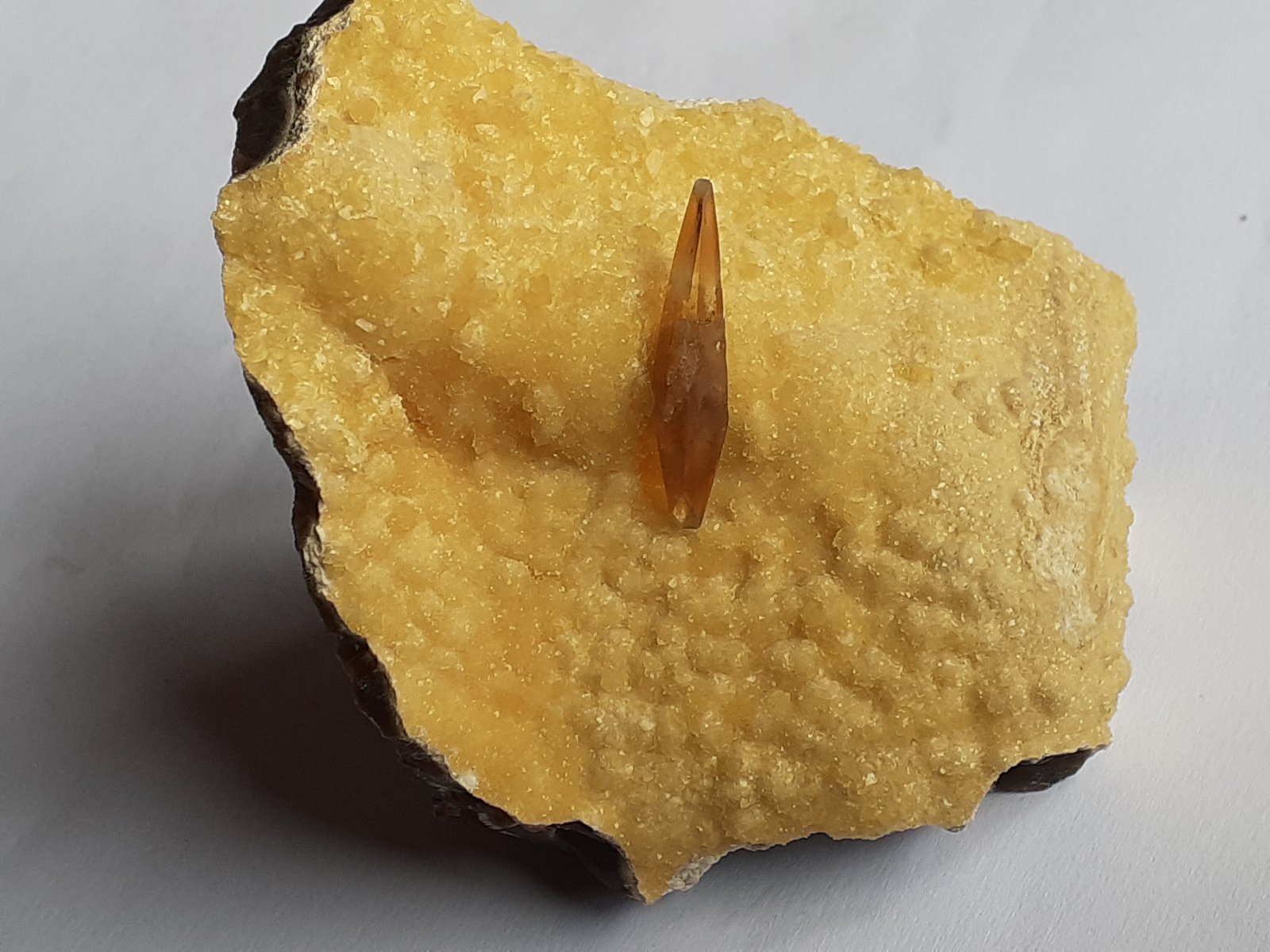 Baryte, Calcite
7 x 6 cm
(Autor: Volkmar Stingl)