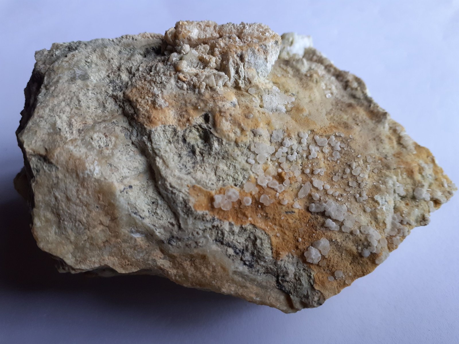 Melanophlogite
9 x 6 cm
(Autor: Volkmar Stingl)