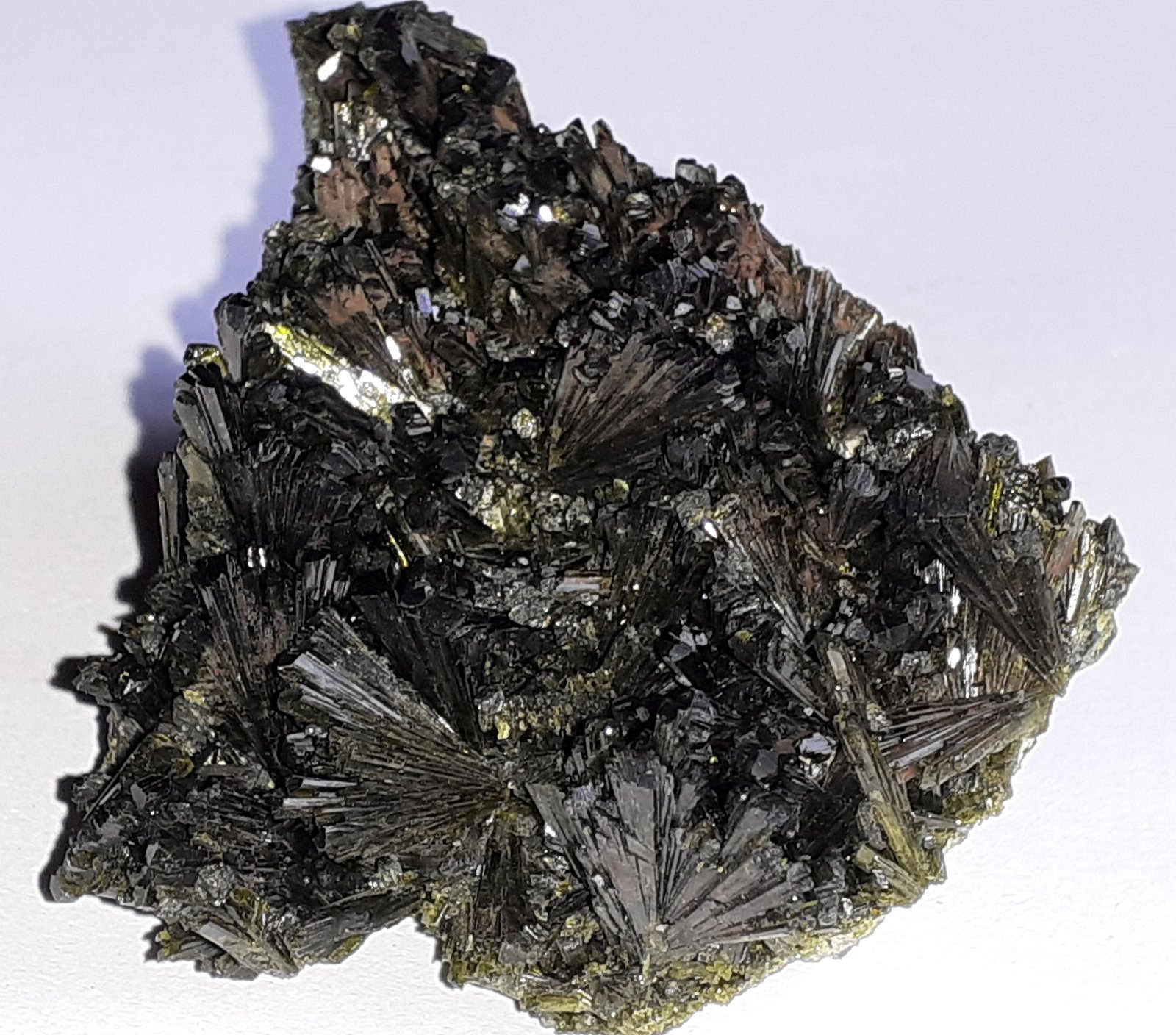 Epidote
5 x 4,5 cm
(Autor: Volkmar Stingl)