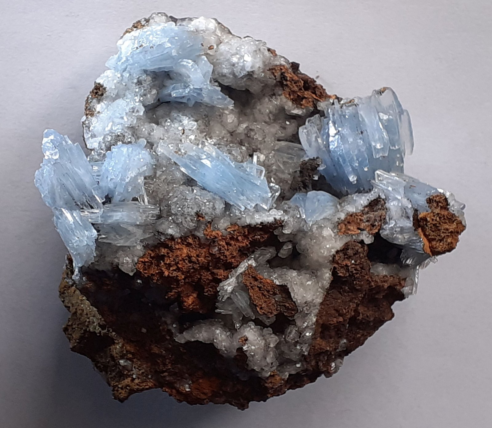 Baryte, Calcite
7 x 6,5 cm
(Autor: Volkmar Stingl)