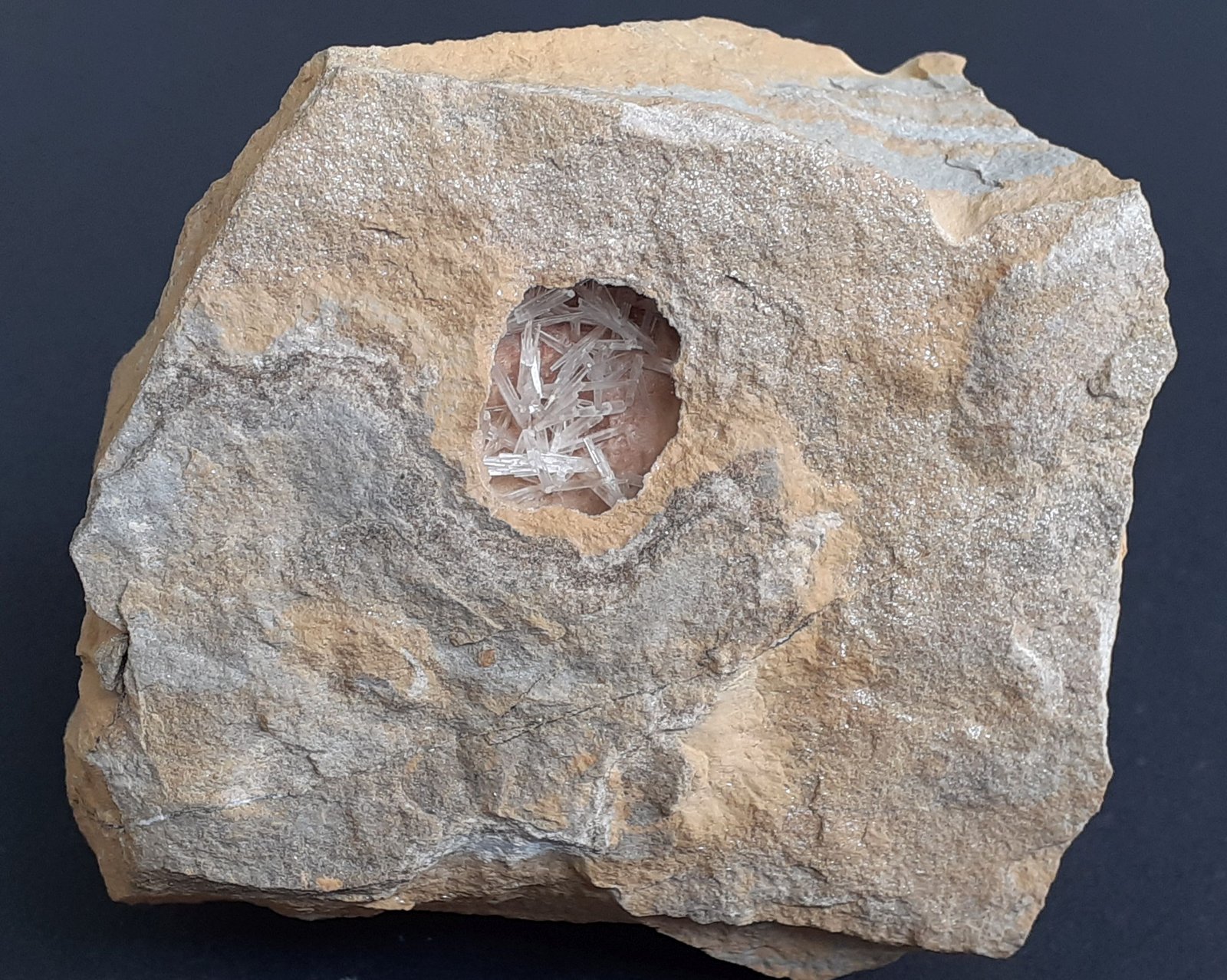 Aragonite
7 x 6,5 cm
(Autor: Volkmar Stingl)