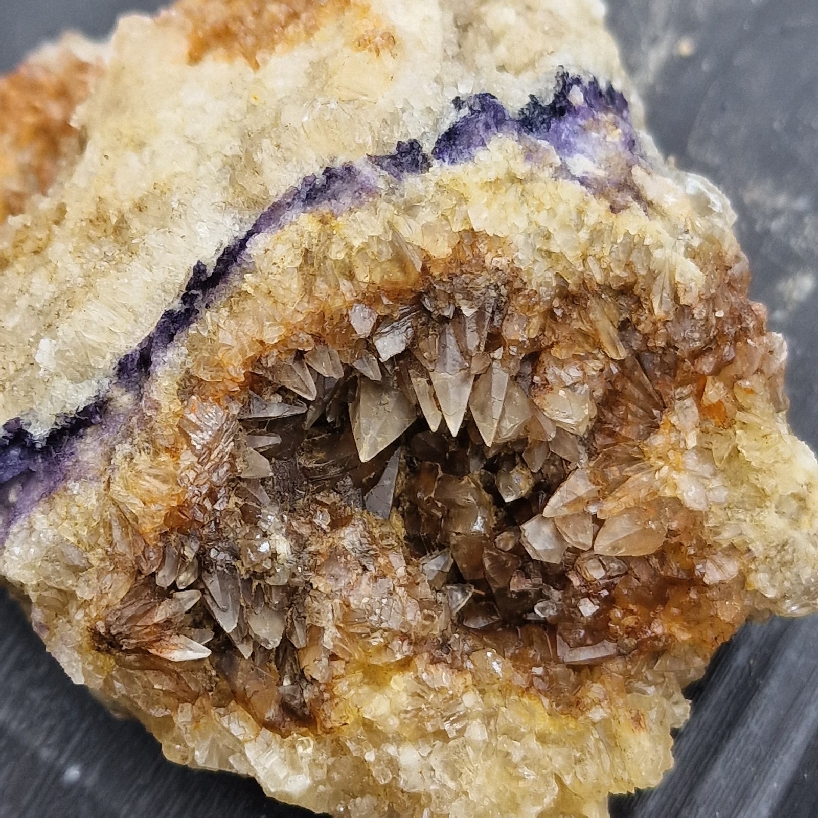 Fluorite Calcite
5cm
(Autor: Forrestblyth)