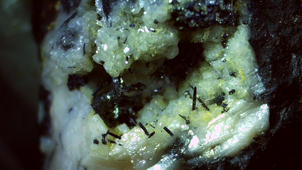 Imiterite
2,5 x 1,5 cm
(Autor: Volkmar Stingl)