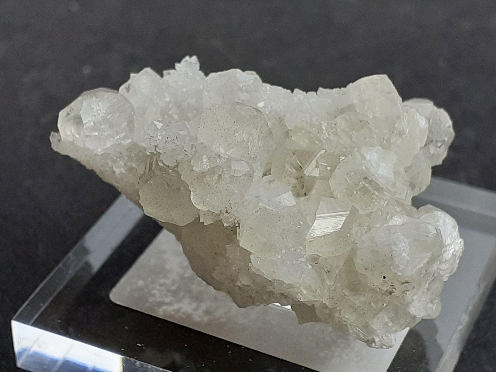 Calcite, Quartz<br />{LOCALITAT}