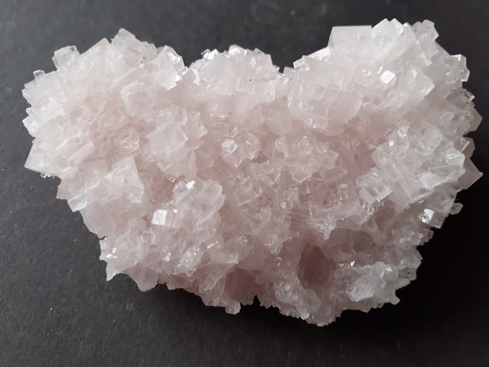 Halite
8 x 5 cm
(Autor: Volkmar Stingl)