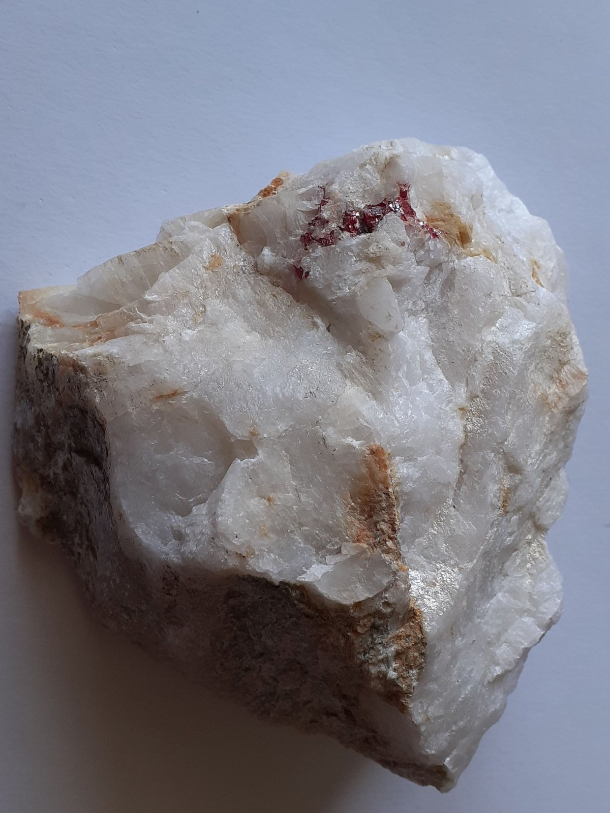 Cinnabar
9,5 x 9 cm
(Autor: Volkmar Stingl)