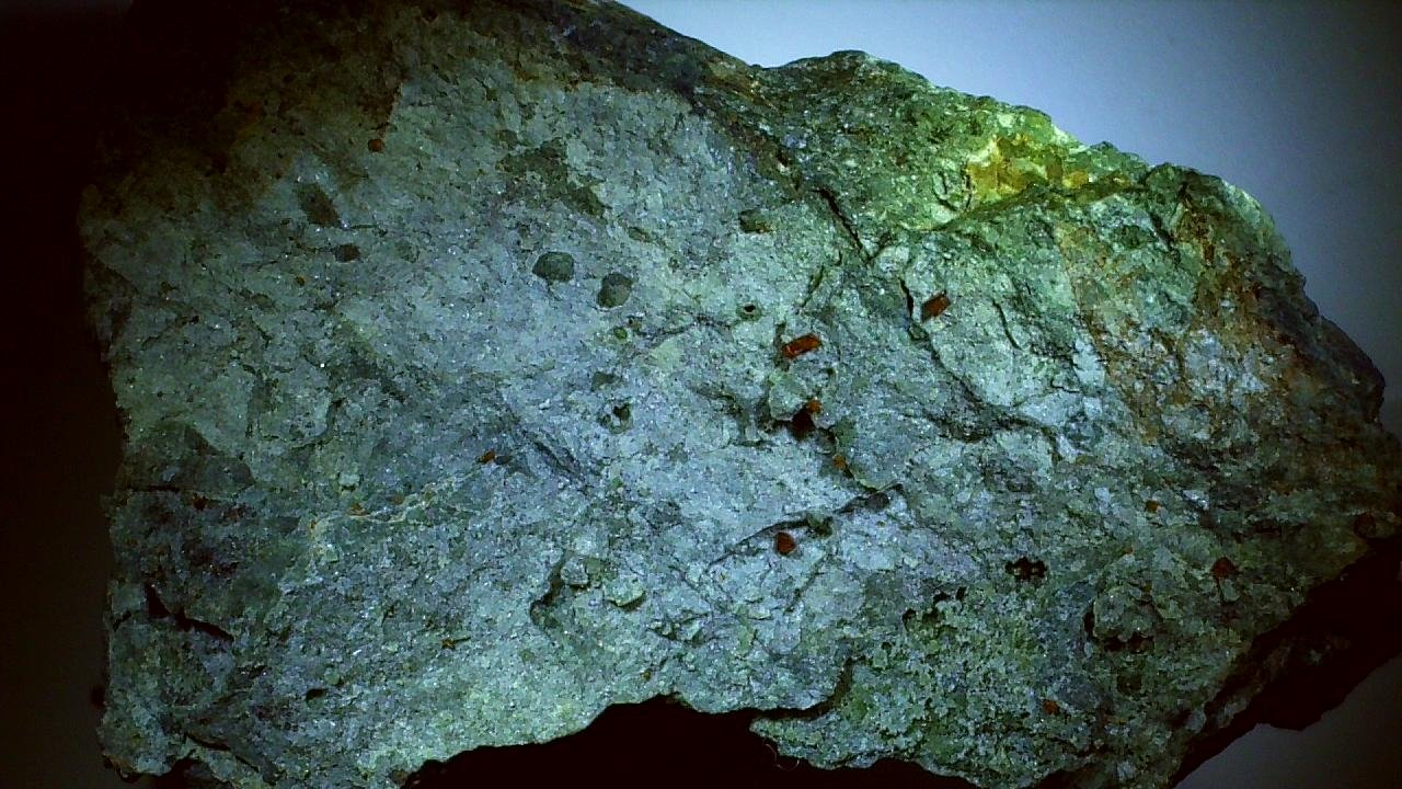 Anatase
4 x 2,5 cm
(Autor: Volkmar Stingl)