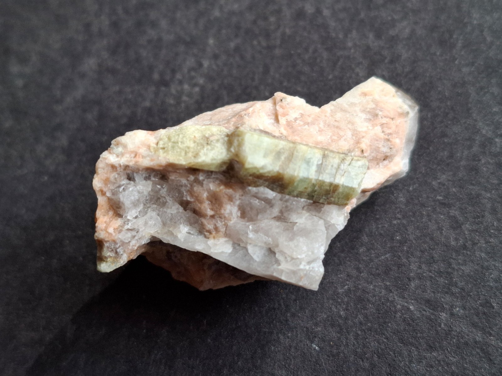 Beryl
4,5 x 2,5 cm
(Autor: Volkmar Stingl)