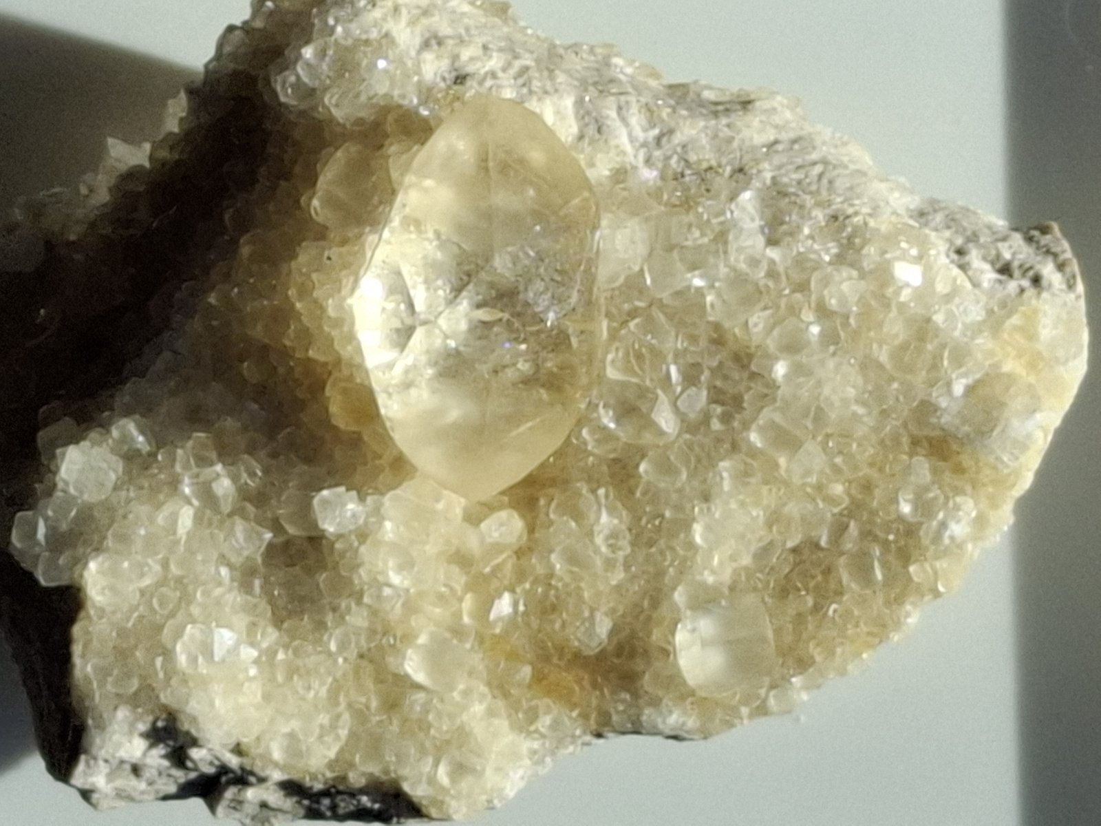 Calcite
5,5 x 4,5 cm
(Autor: Volkmar Stingl)