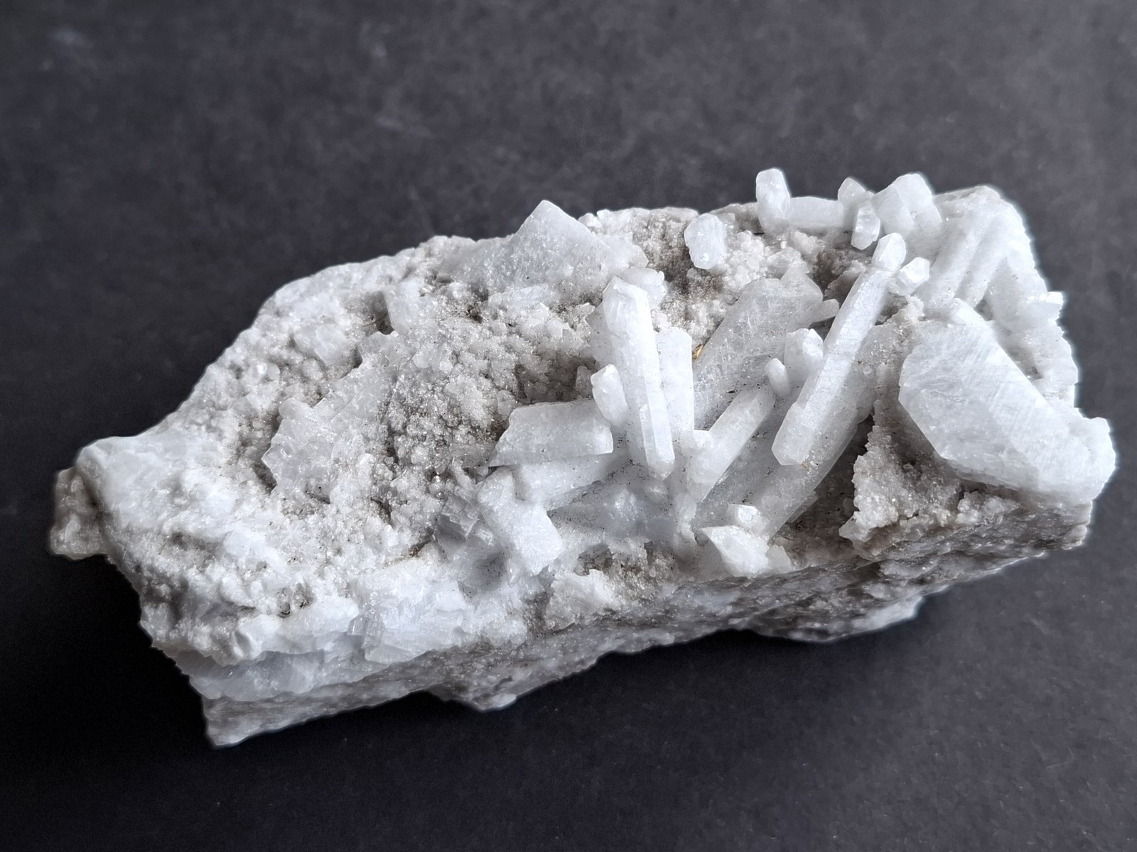 Anhydrite
10 x 5 cm
(Autor: Volkmar Stingl)