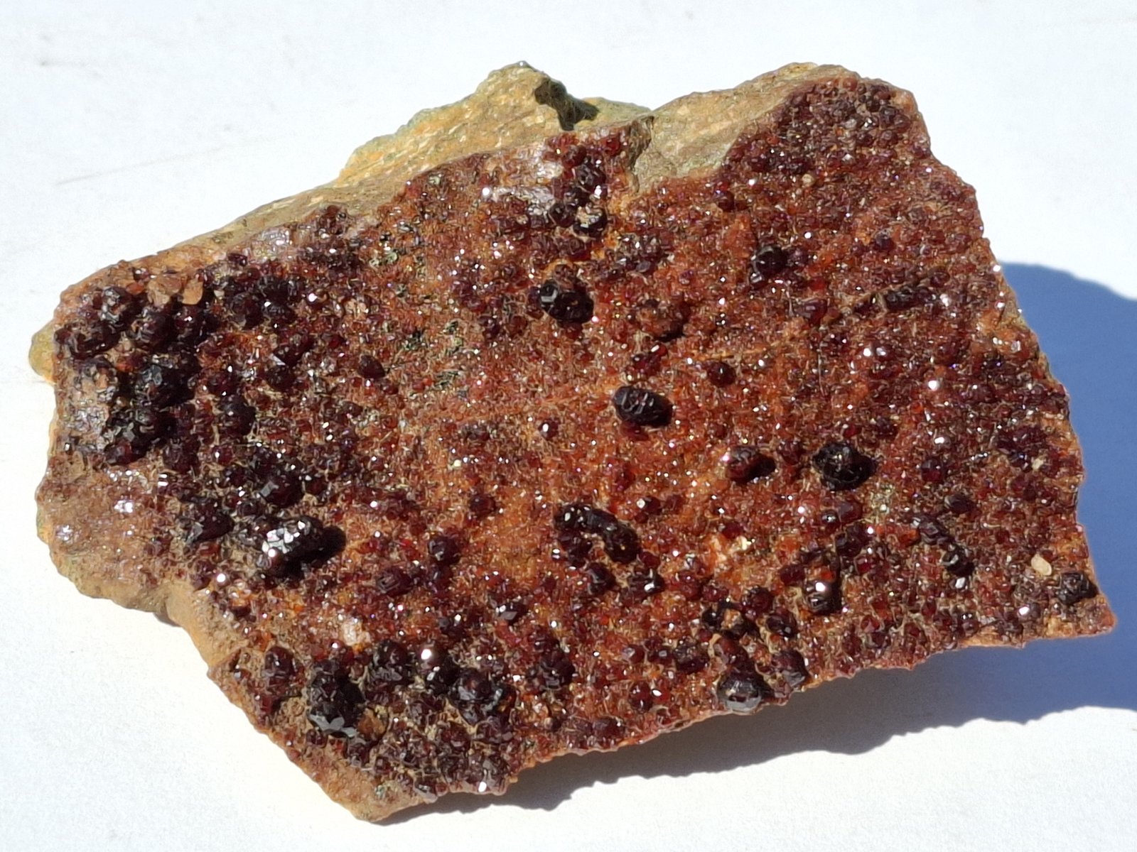 Grossular (variety Hessonite)
7,5 x 5 cm
(Autor: Volkmar Stingl)
