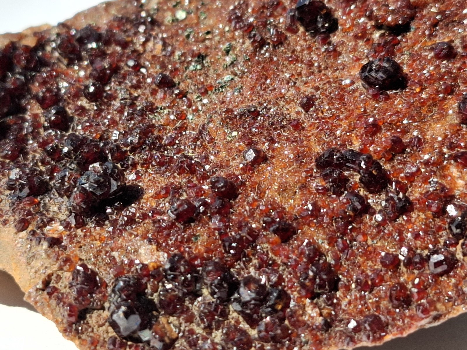Grossular (variety Hessonite)
7,5 x 5 cm
(Autor: Volkmar Stingl)