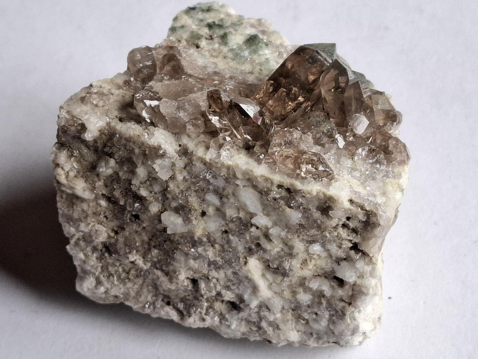 Quartz (variety smoky quartz)
6 x 6 cm
(Autor: Volkmar Stingl)
