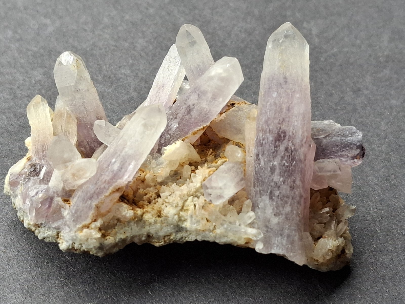 Quartz (variety amethyst)
5,5 x 3 cm
(Autor: Volkmar Stingl)