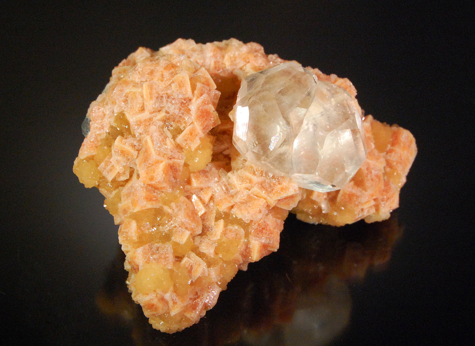 Calcite on Chabazite-(Ca)
6.8 x 5.6 cm
(Autor: Michael Shaw)
