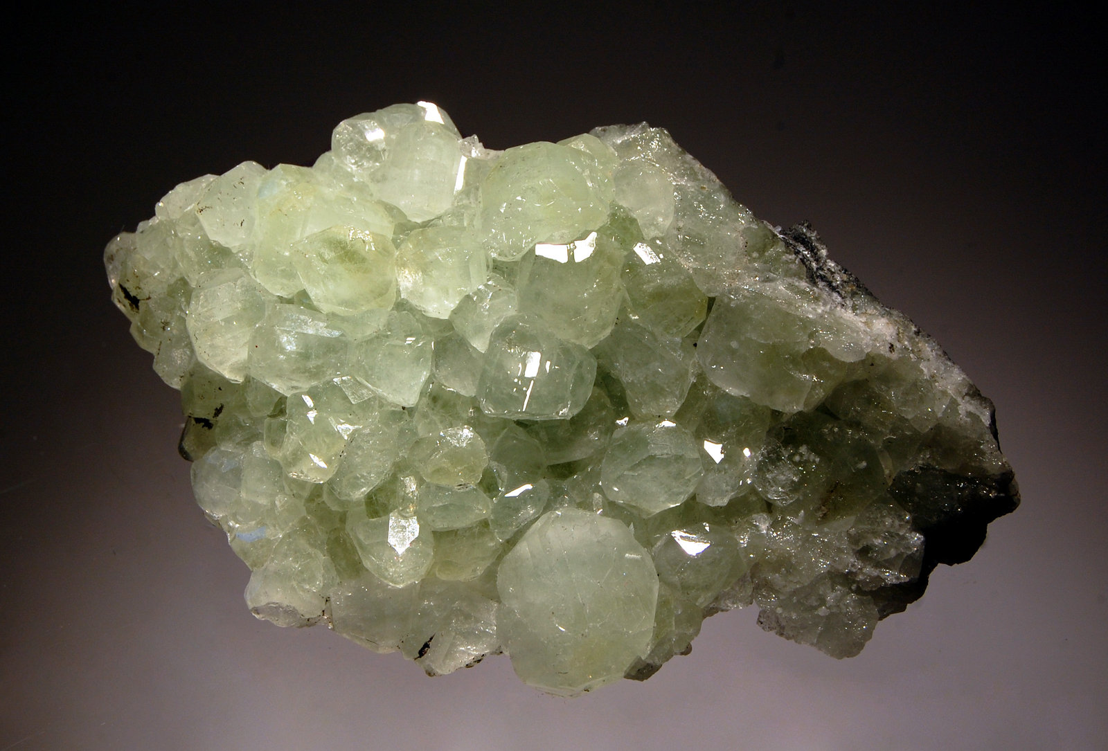 Datolite
6.0 x 9.7 cm
(Autor: Michael Shaw)