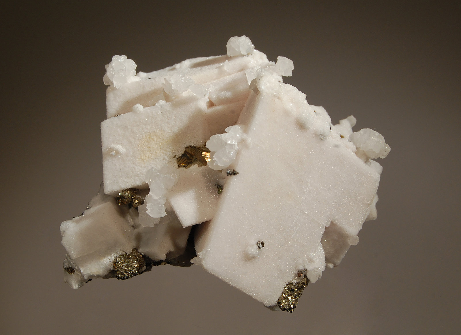 Calcite
5.6 x 7.0 cm
(Autor: Michael Shaw)
