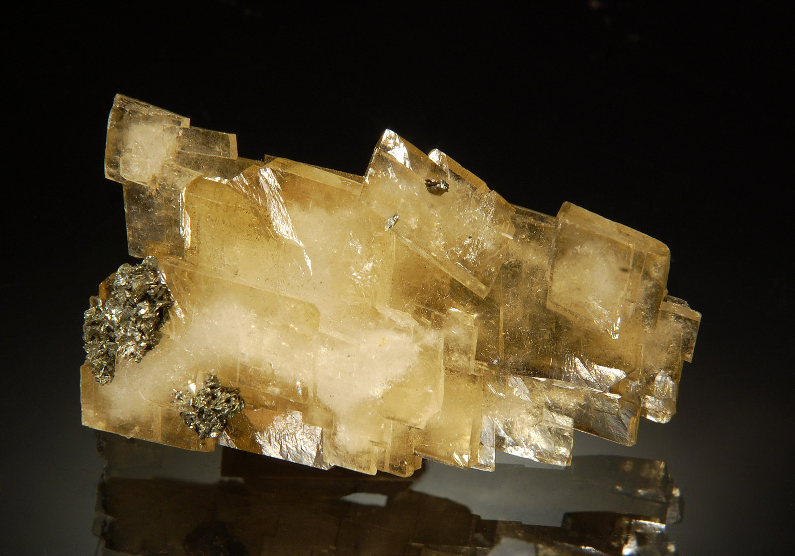 Barite
2.5 x 5.0 cm
(Autor: Michael Shaw)