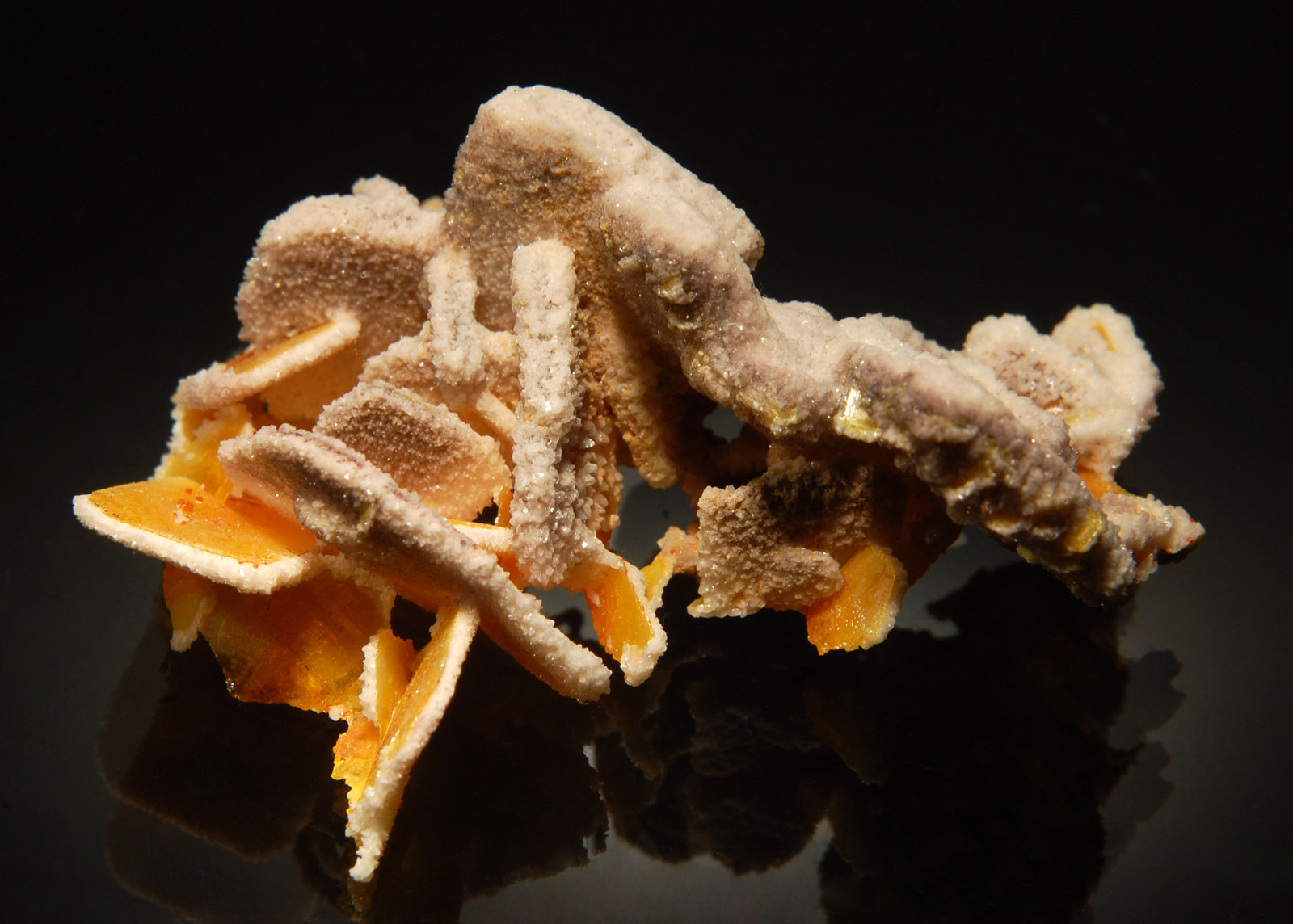 Wulfenite
(Autor: Michael Shaw)