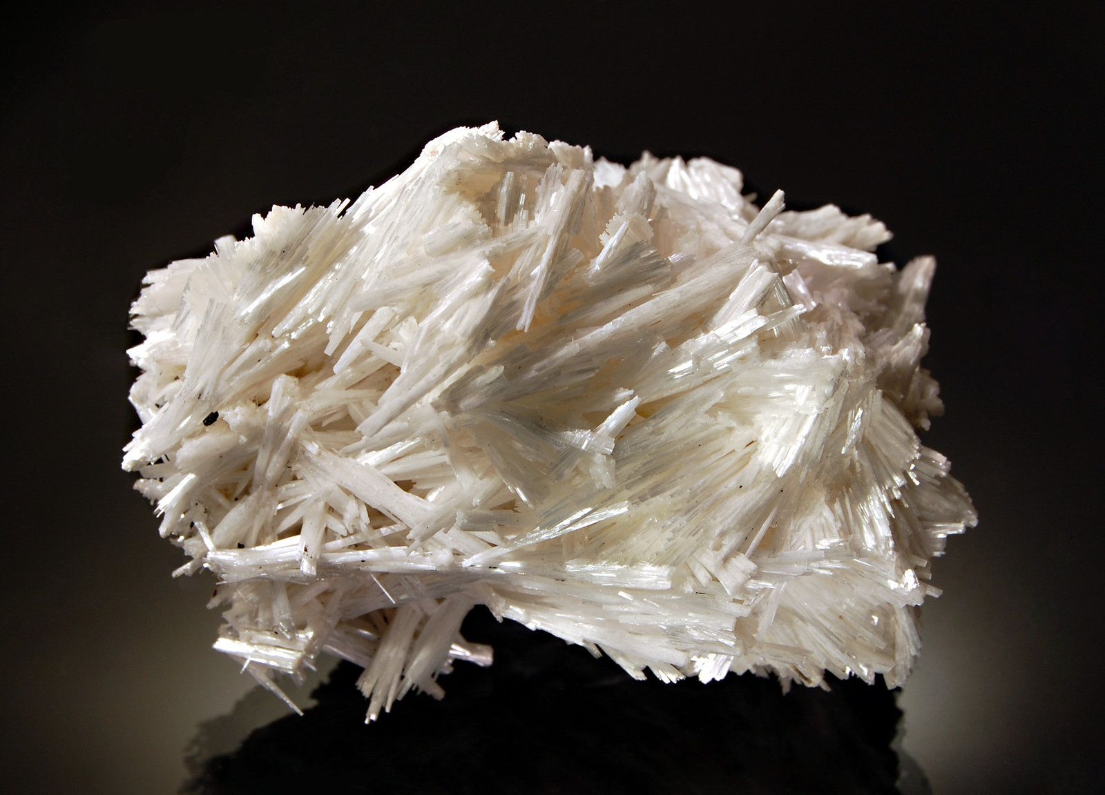 Cerussite
6.2 x 8.7 cm
(Autor: Michael Shaw)