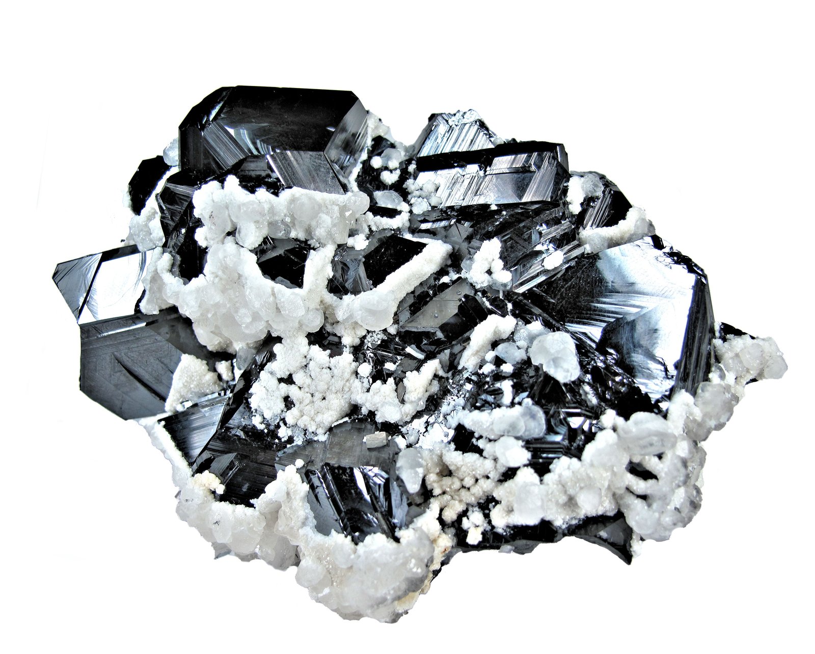 Sphalerite, Dolomite, Calcite
124 mm x 87 mm x 39 mm. Major crystal size: 29 mm on edge
(Autor: Carles Millan)