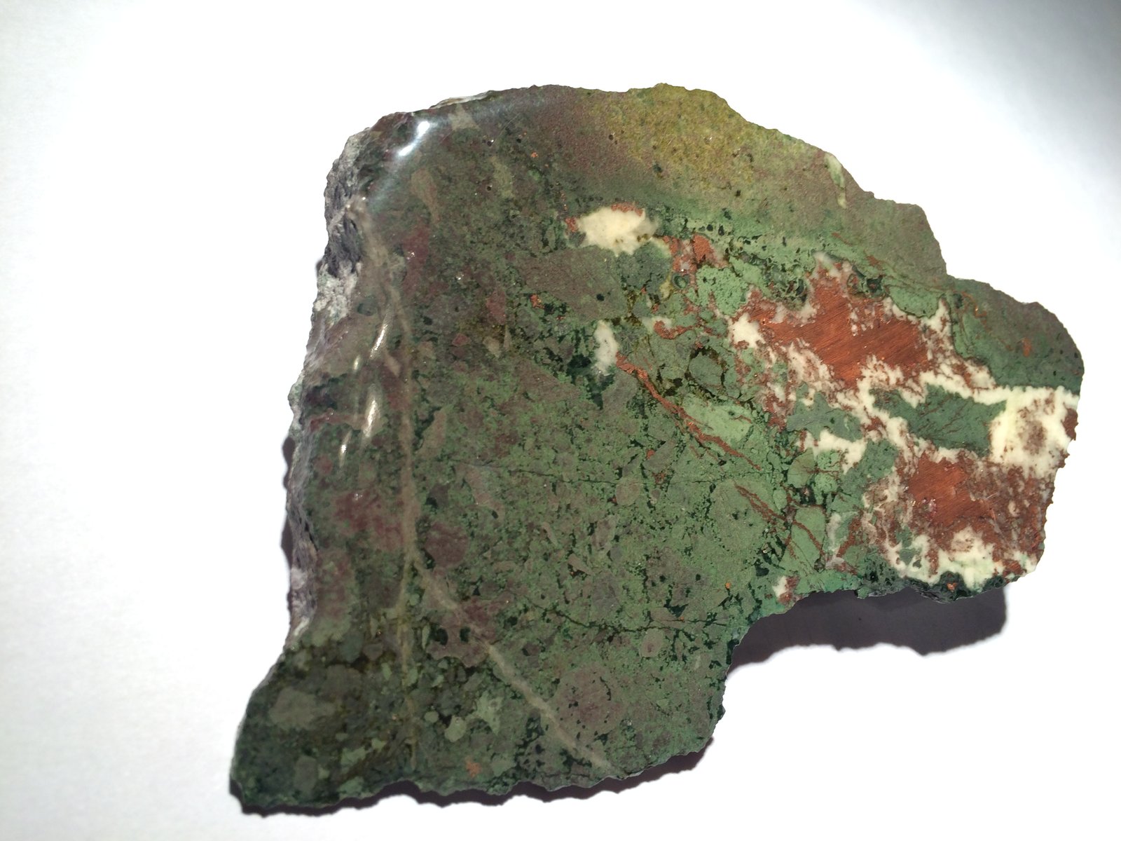 Copper, Epidote, Calcite
140 mm x 90 mm x 25 mm
(Autor: Robert Seitz)