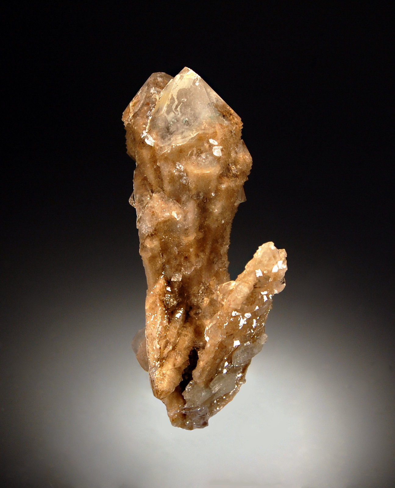 Quartz
3.1 x 6.3 cm
(Autor: Michael Shaw)
