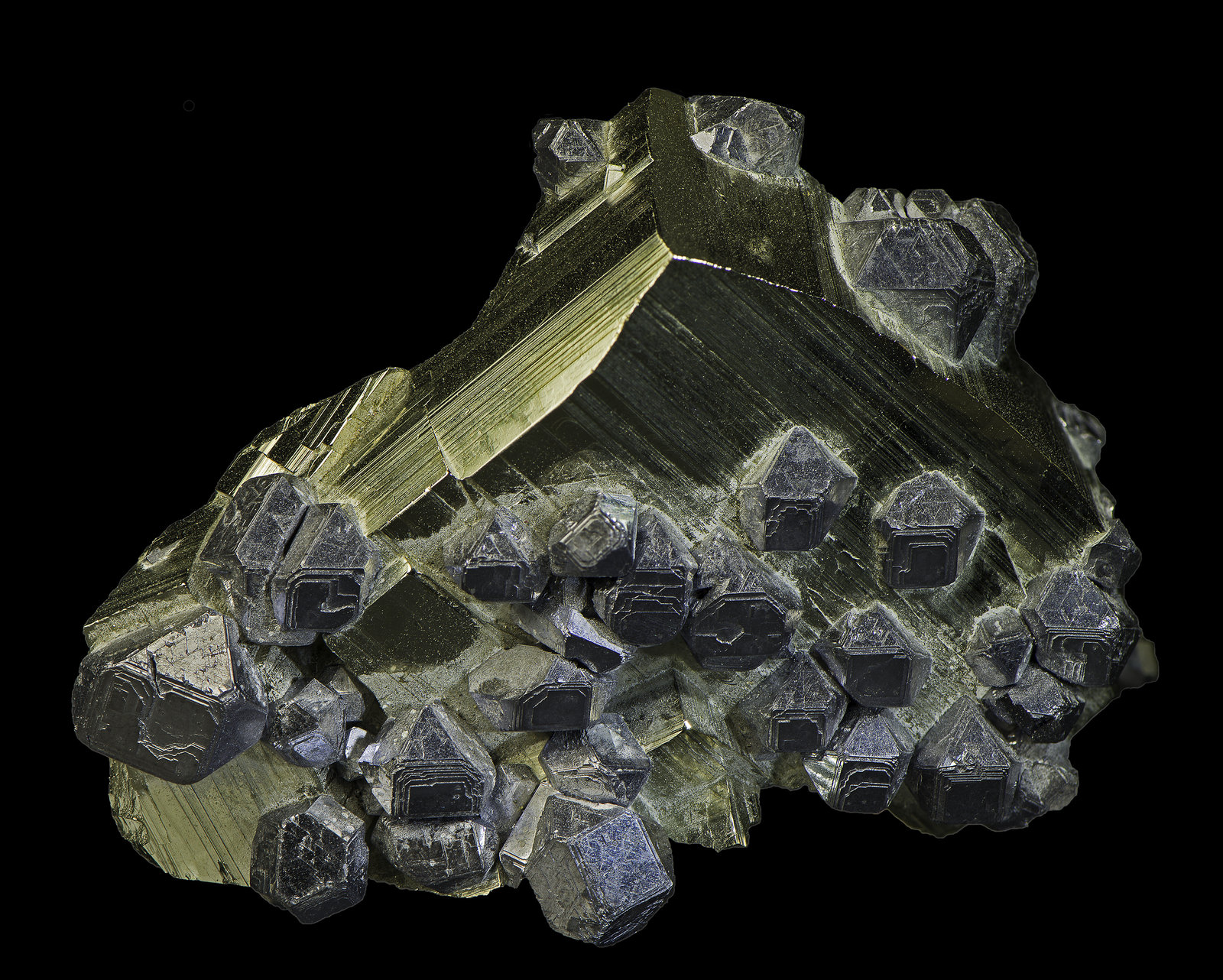 Galena, Pyrite
77 x 55 x 26 mm
(Autor: Rob Schnerr)