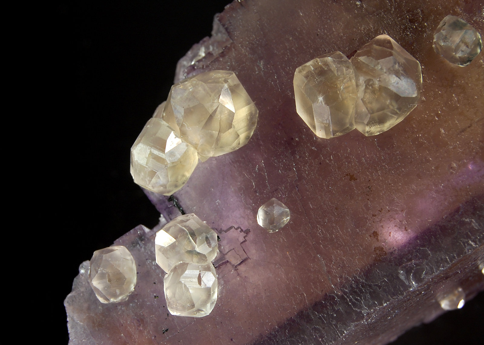 Calcite
5.0 x 7.7 cm
(Autor: Michael Shaw)