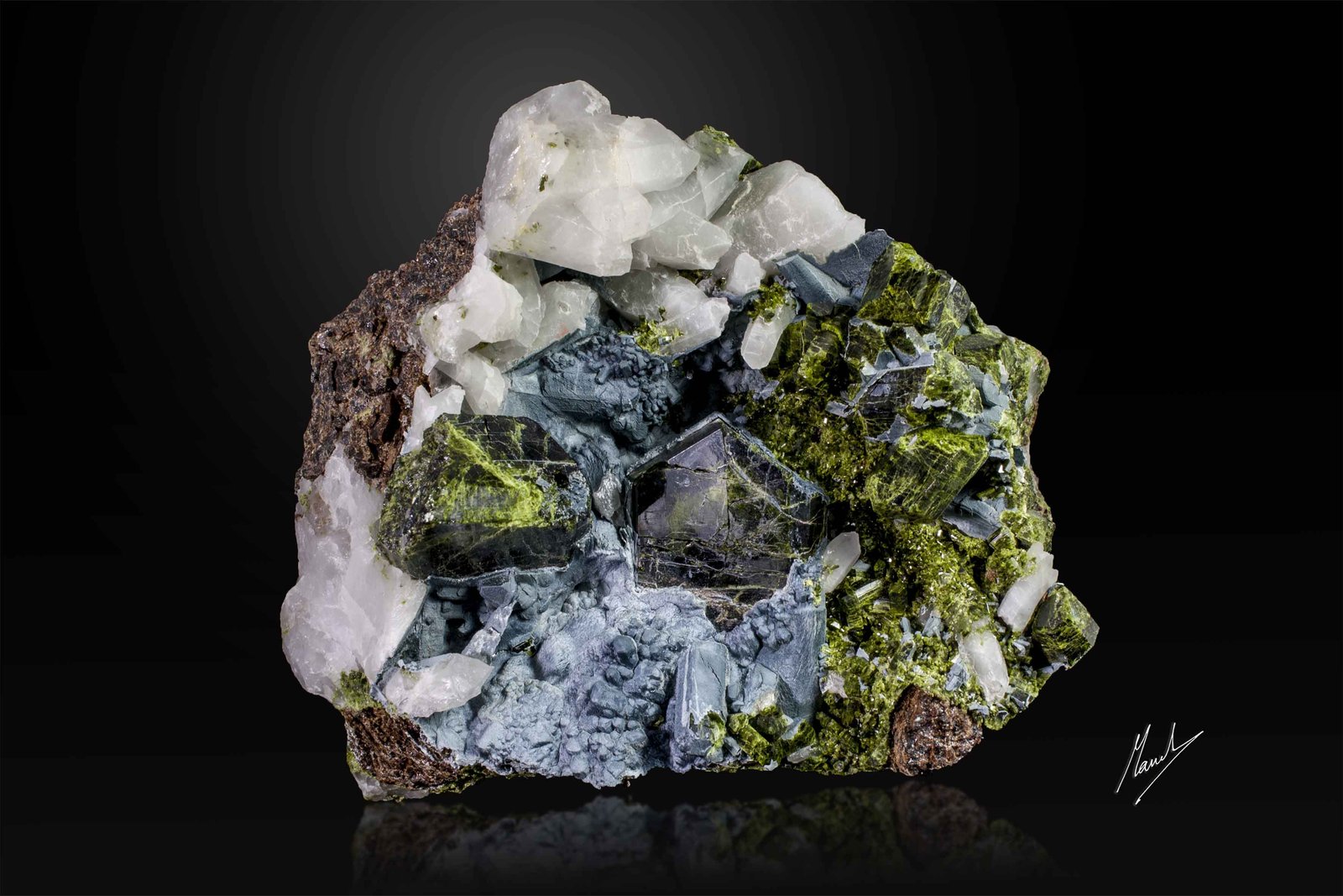 Epidote
117 X 107 mm
(Autor: Manuel Mesa)
