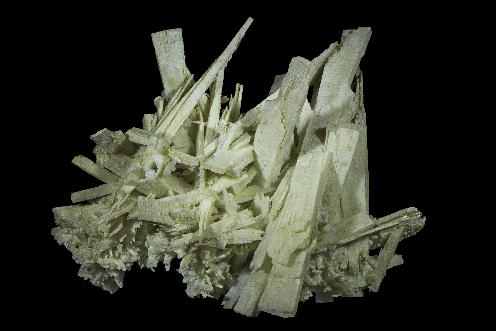 Quartz pseudomorph after Anhydrite
65 x 59 x 50 mm
(Autor: Rob Schnerr)