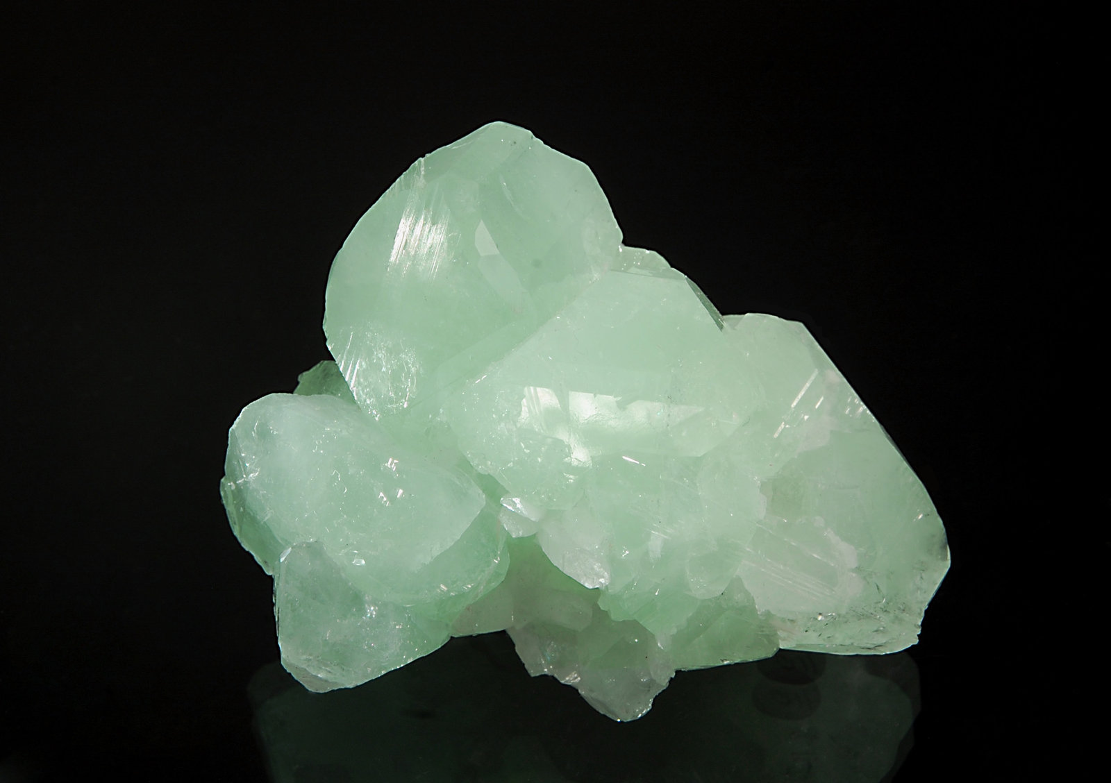 Datolite
6.0 x 7.8 cm
(Autor: Michael Shaw)