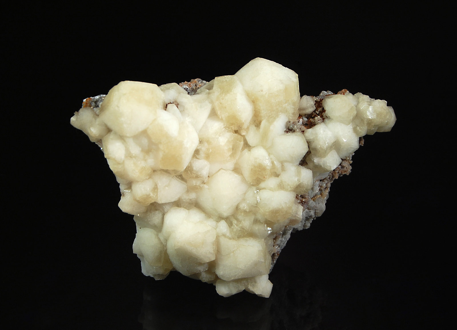 Aragonite
5.0 x 6.7 cm.
(Autor: Michael Shaw)