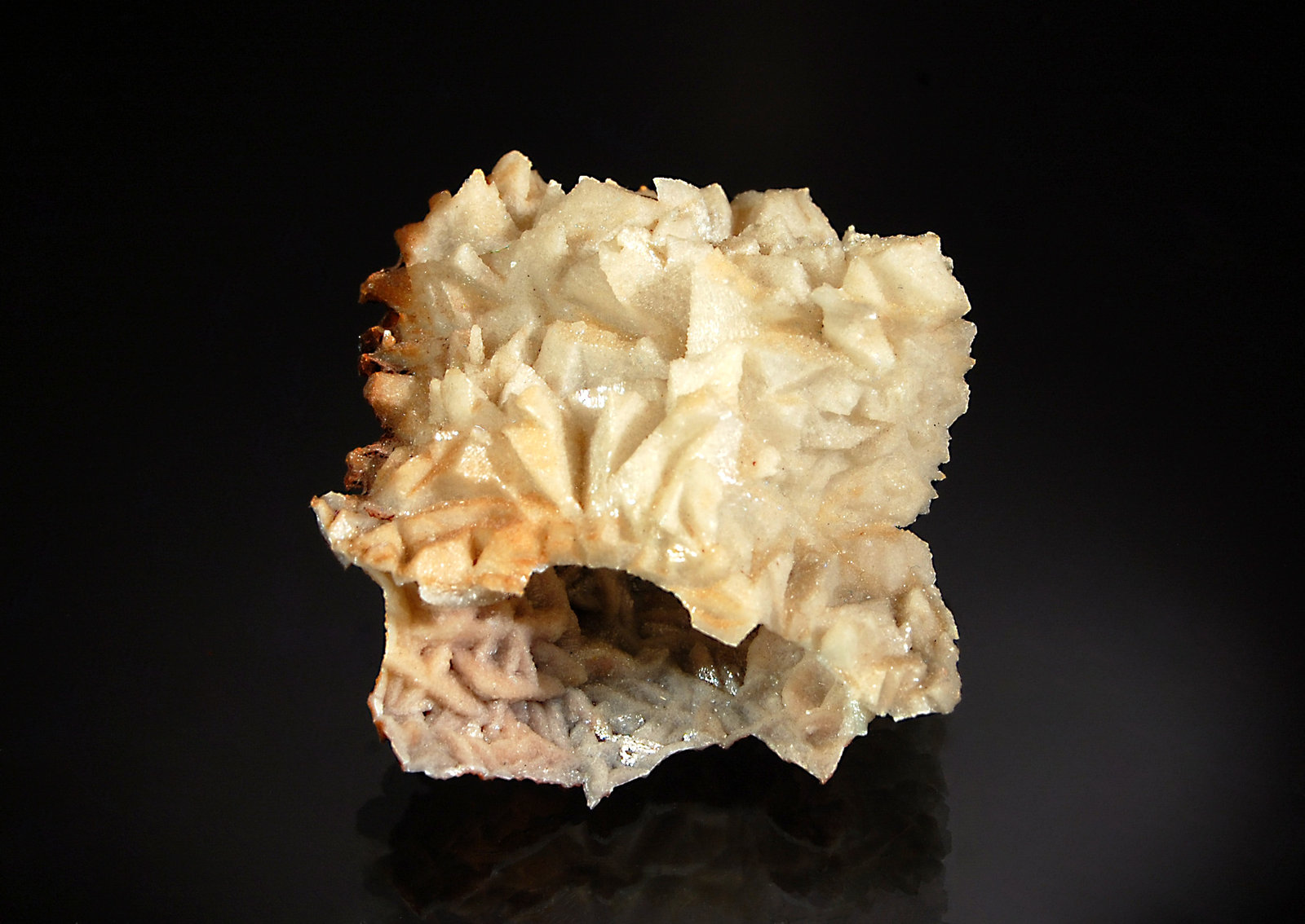 Dolomite
4.0 x 4.5 cm
(Autor: Michael Shaw)