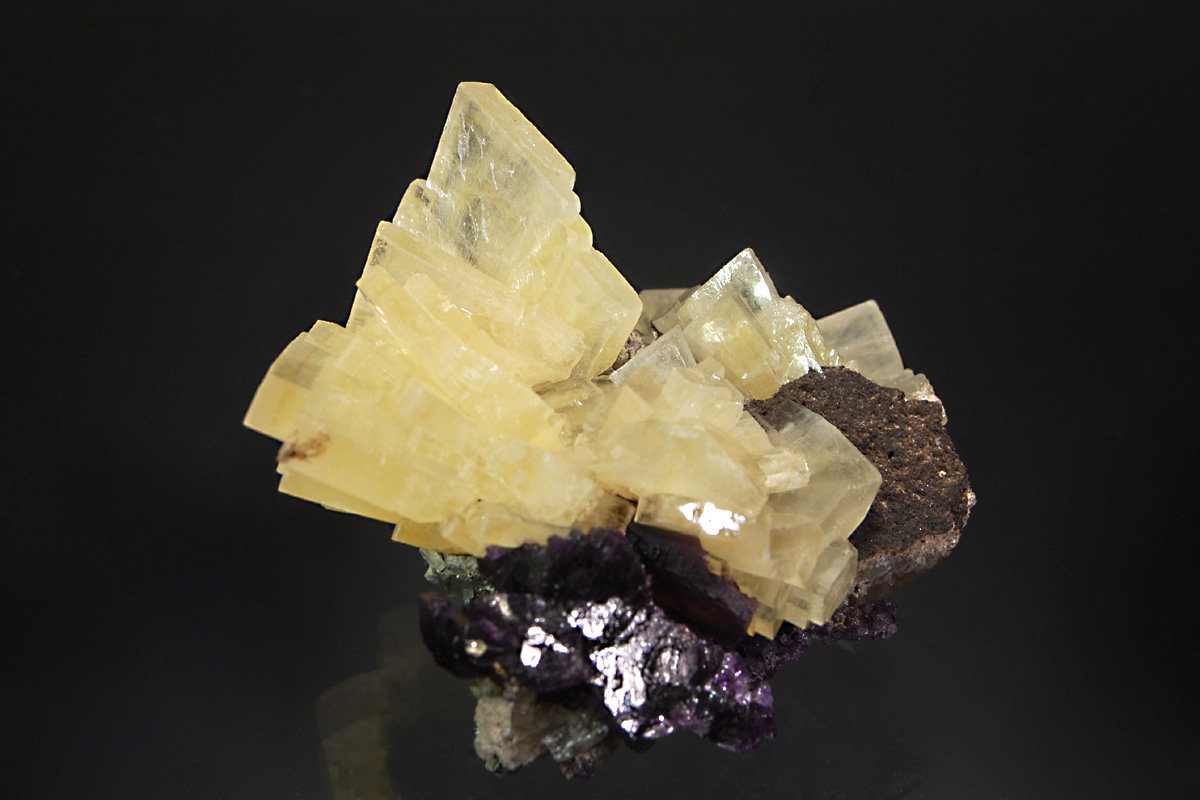 Barite
5.3 x 6.7 cm
(Autor: Michael Shaw)