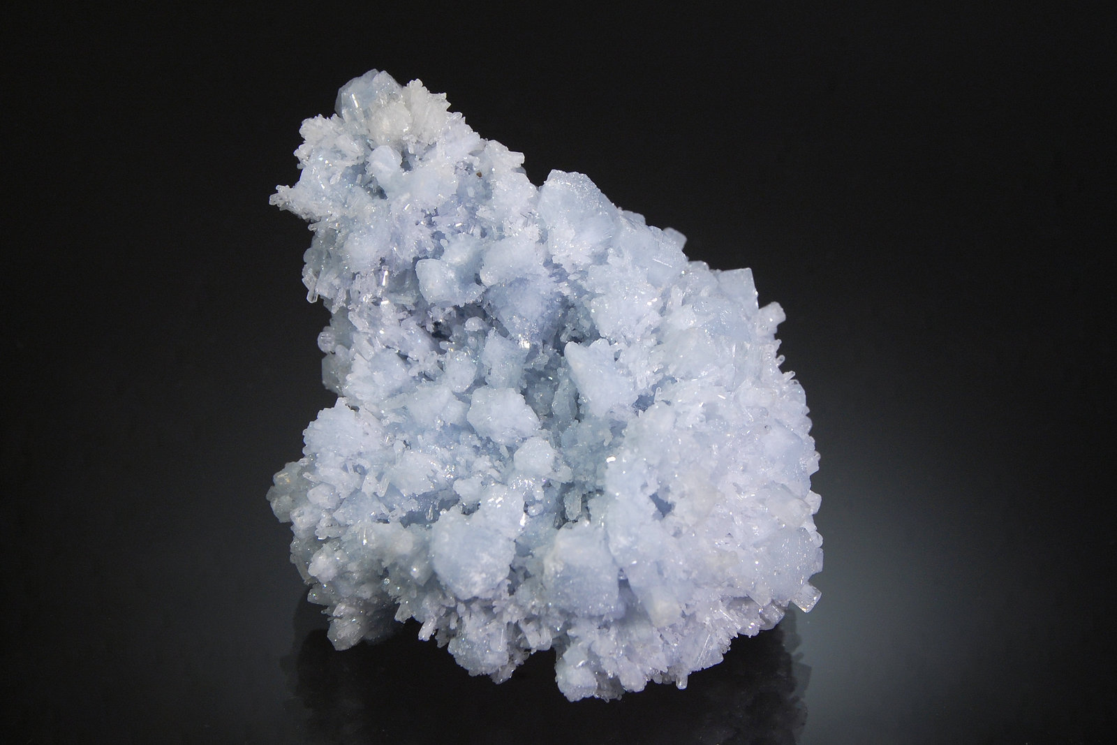 Celestine
5.3 x 6.3 cm
(Autor: Michael Shaw)