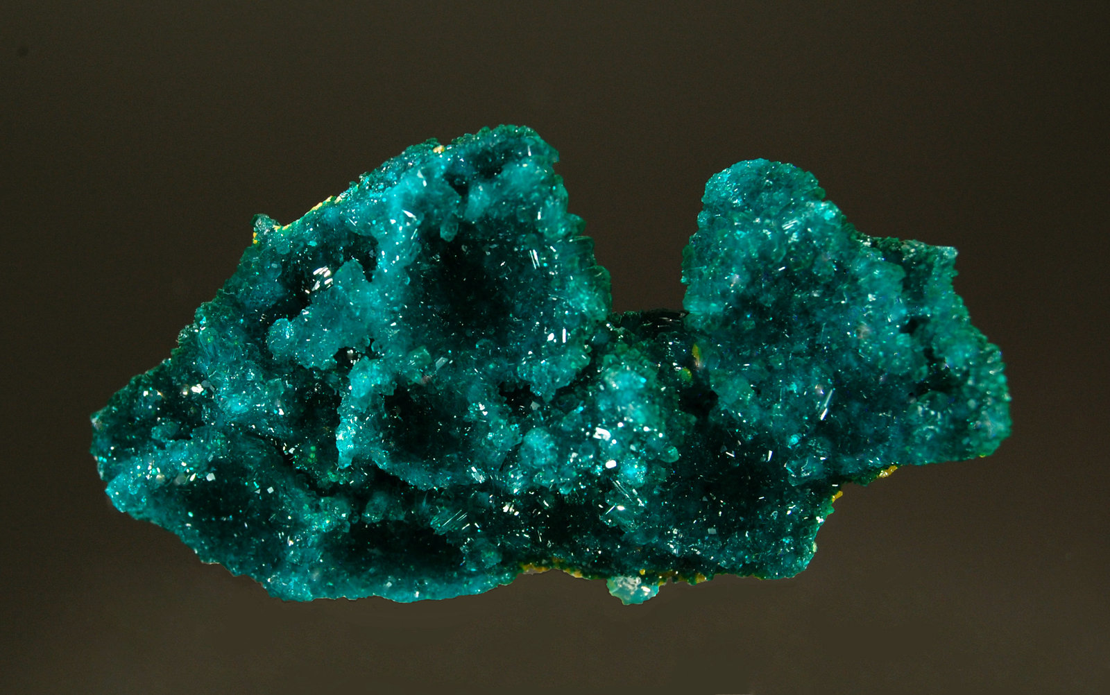 Dioptase
3.2 cm x 5.7 cm
(Autor: Michael Shaw)
