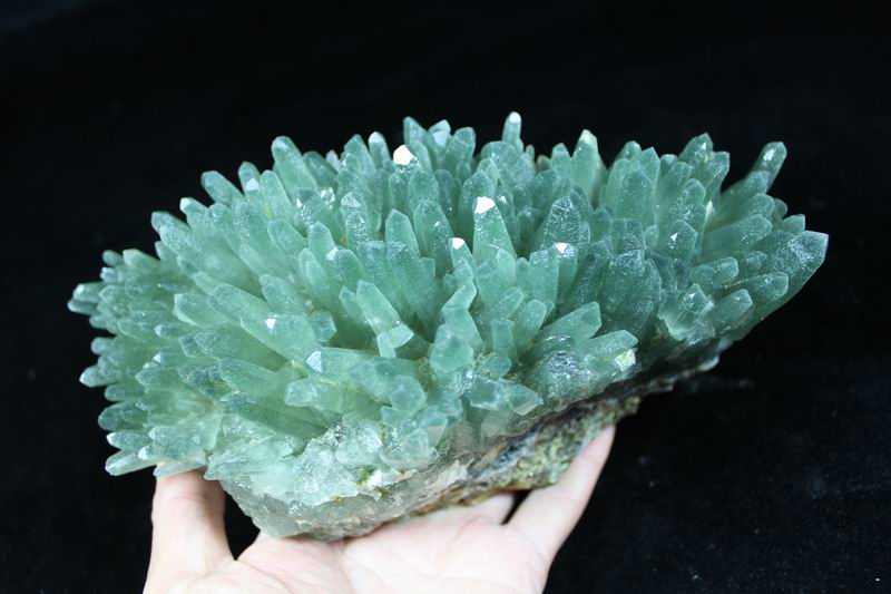Quartz
21*10.5*9cm
(Autor: Xueyan Jin)