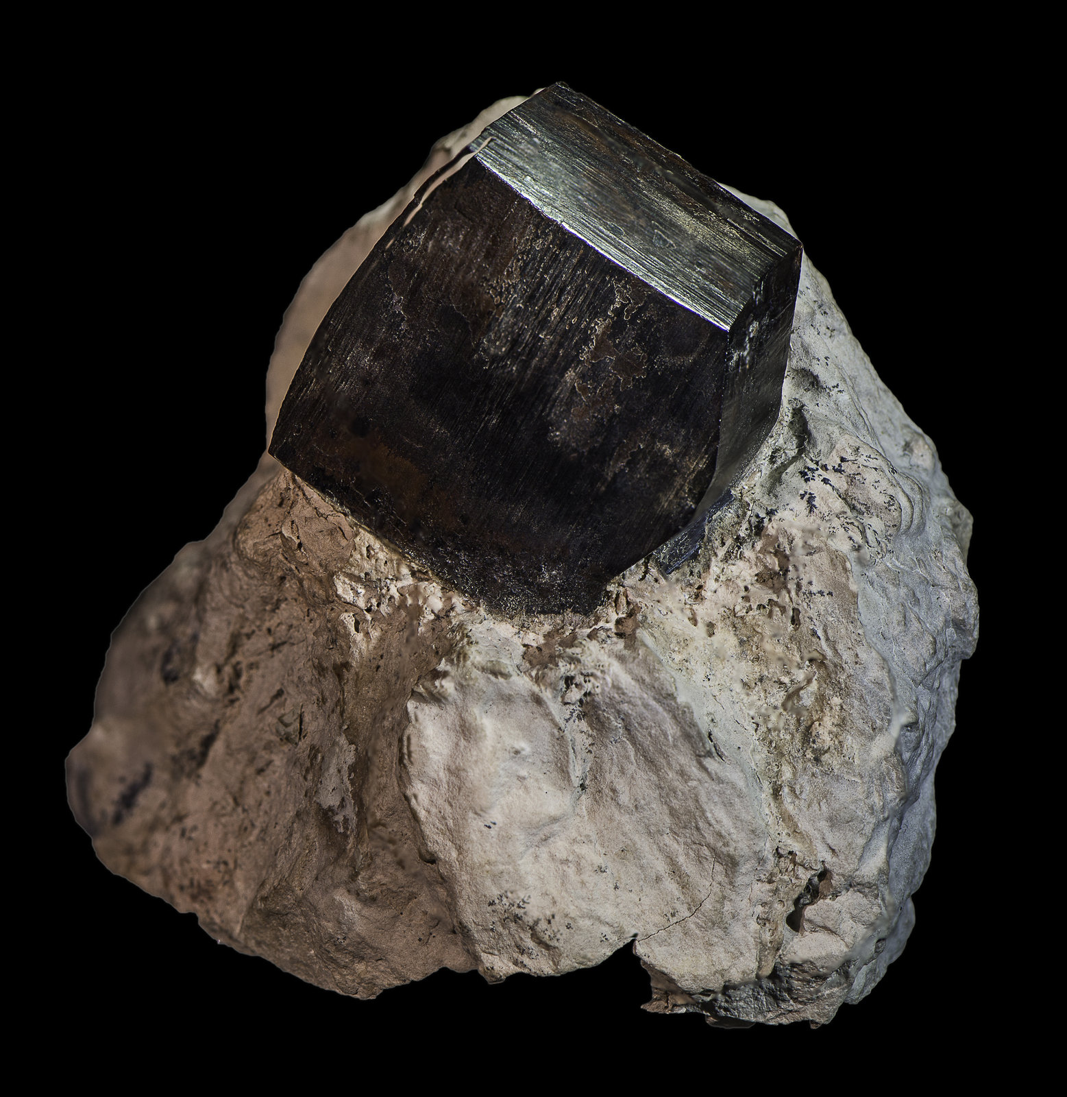 Goethite pseudomorphs after Pyrite
50 x 35 x 50 mm
(Autor: Rob Schnerr)