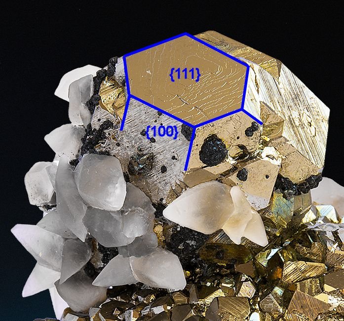 Pyrite, Calcite, Tetrahedrite, Sphalerite
81 mm x 75 mm x 71 mm
(Autor: Carles Millan)