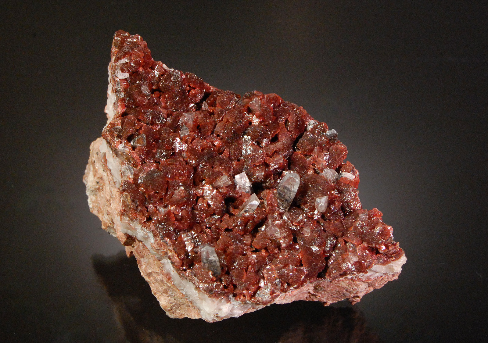 Beta-Roselite and Calcite
7.9 x 4.5 x 4.2 cm.
(Autor: Michael Shaw)