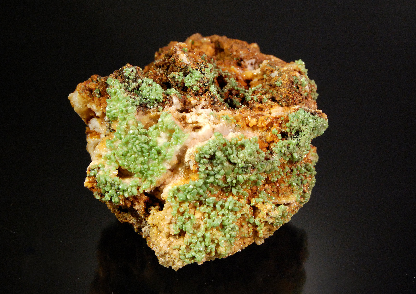 Pyromorphite
9.0 x 7.0 x 4.0 cm
(Autor: Michael Shaw)