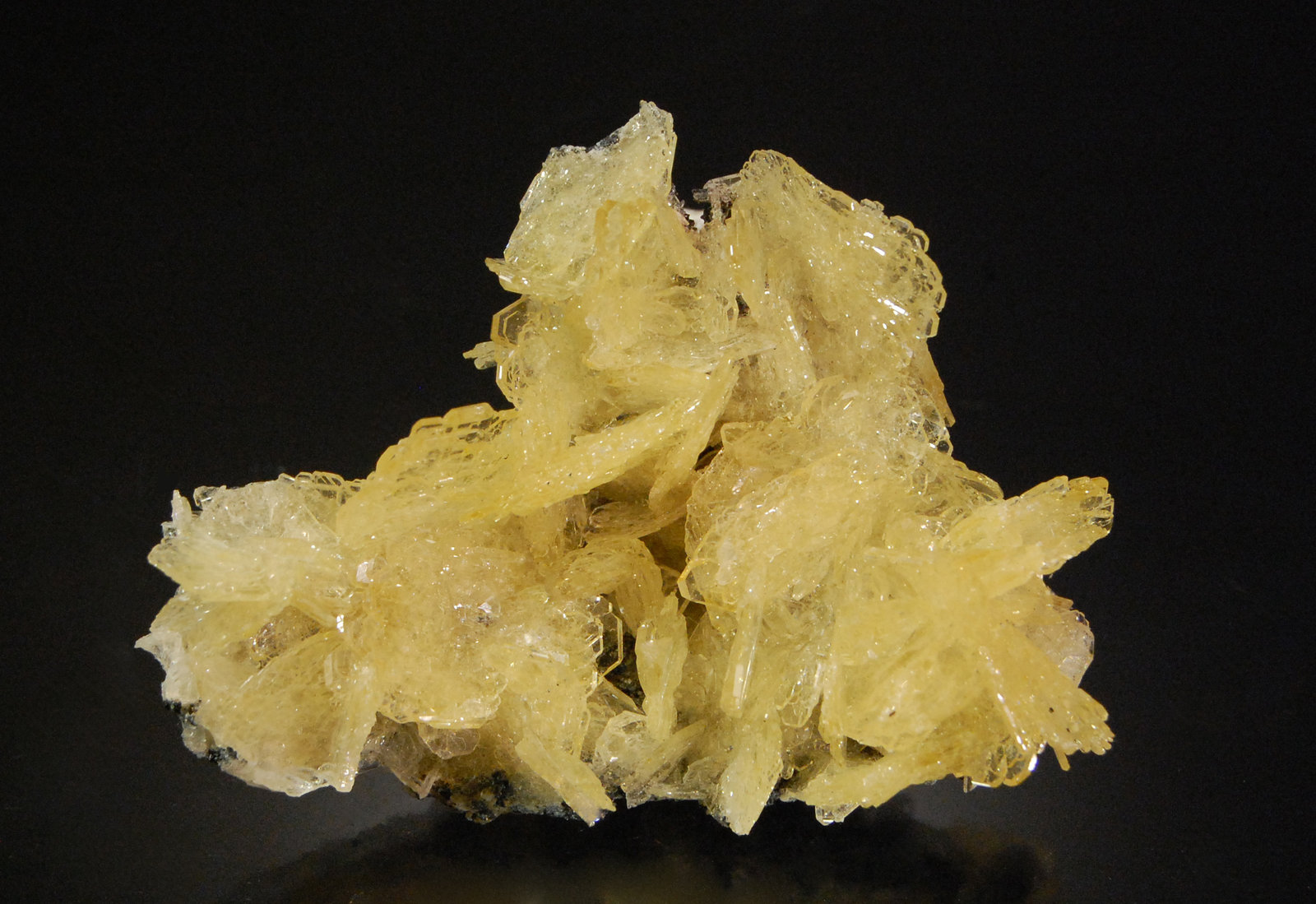 Barite
5.2 x 4.0 x 1.9 cm
(Autor: Michael Shaw)