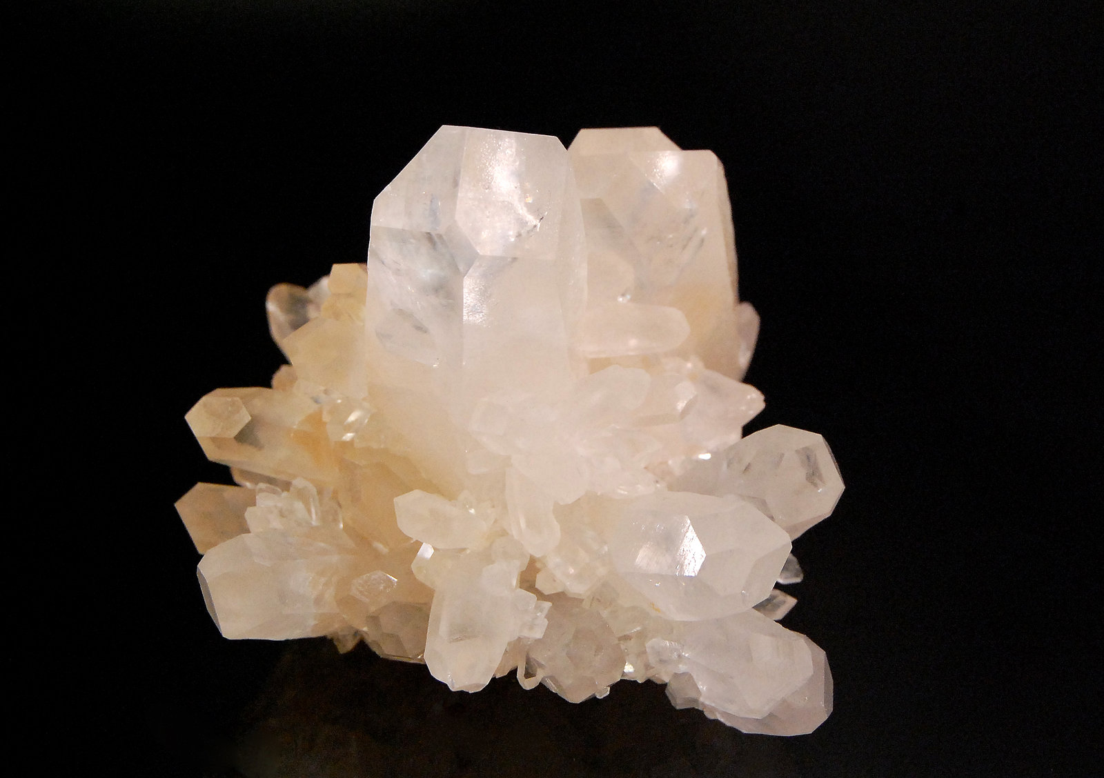 Calcite
8.3 x 7.0 x 6.1 cm
(Autor: Michael Shaw)