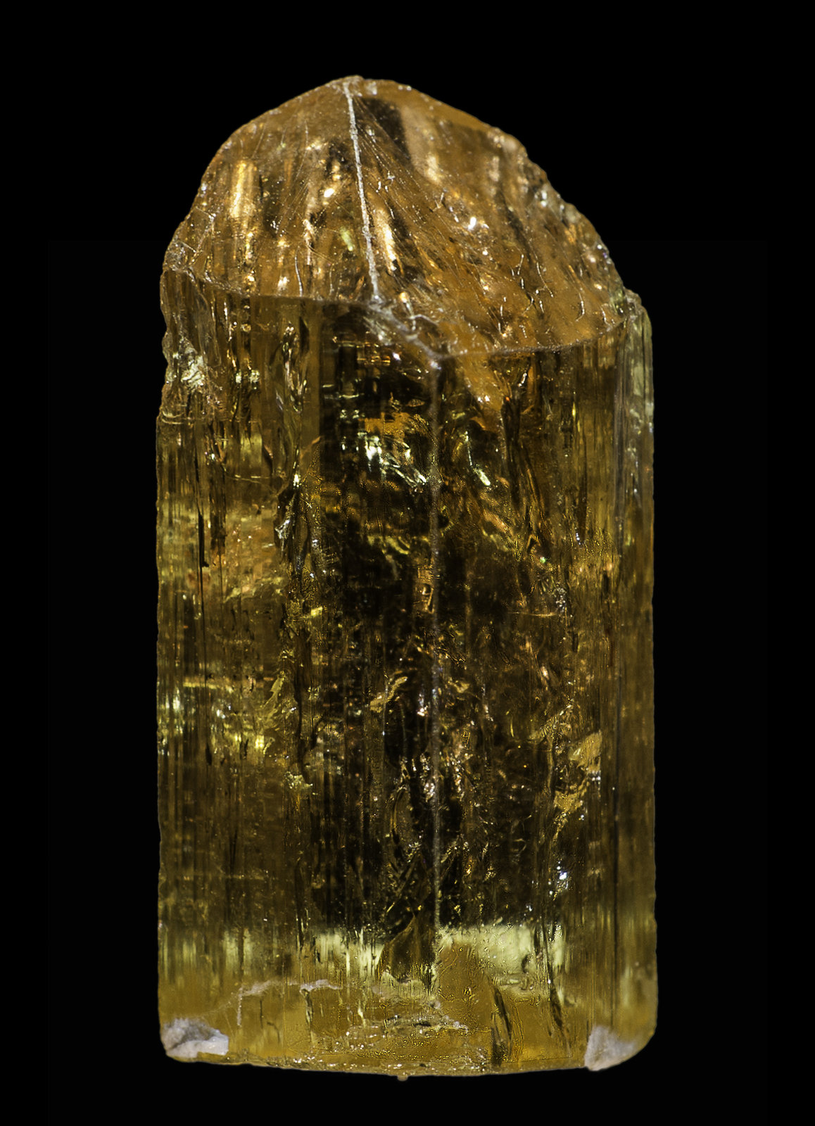 Topaz
8 x 8 x 16 mm
(Autor: Rob Schnerr)