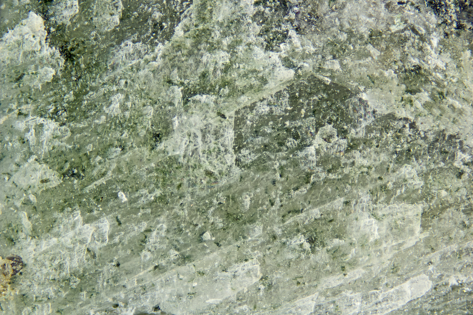 Anorthoclase
FOV = 4mm
(Autor: Doug)